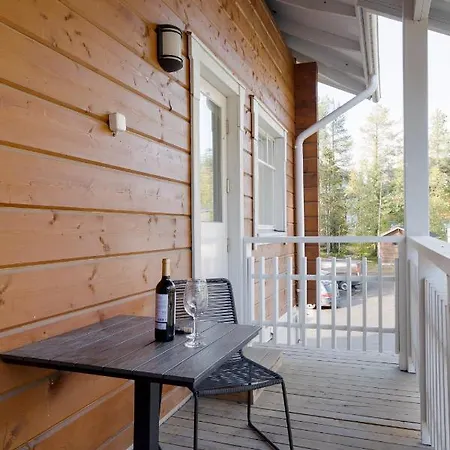 Apartment Alppitaehti, Huoneisto Hilla